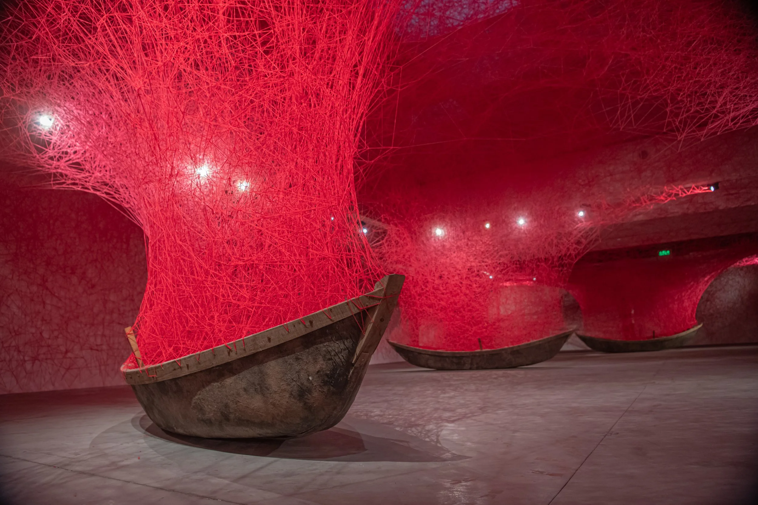 CHIHARU SHIOTA–塩田千春